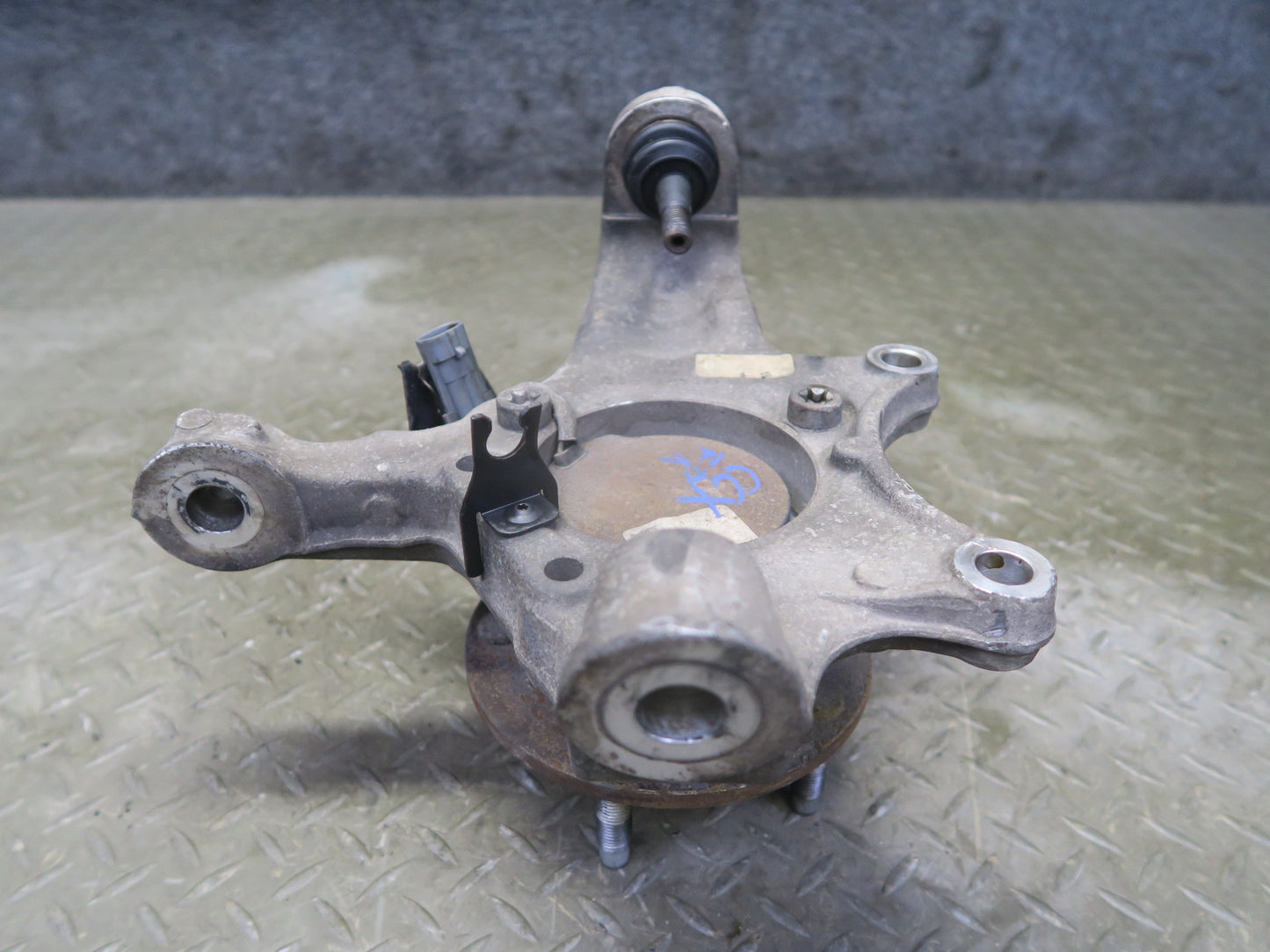 2004-2008 Cadillac XLR Front Right Pass Side Spindle Knuckle Wheel Hub Bearing