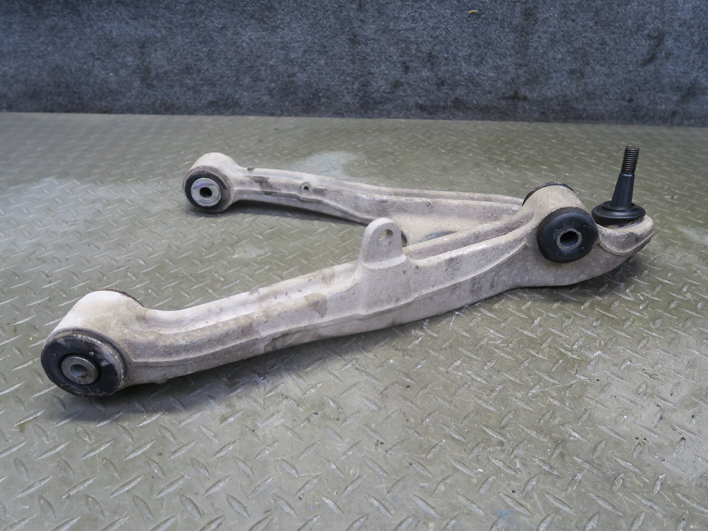 2004-2009 Cadillac XLR Rear Right Suspension Lower & Upper Control Arm Set of 3