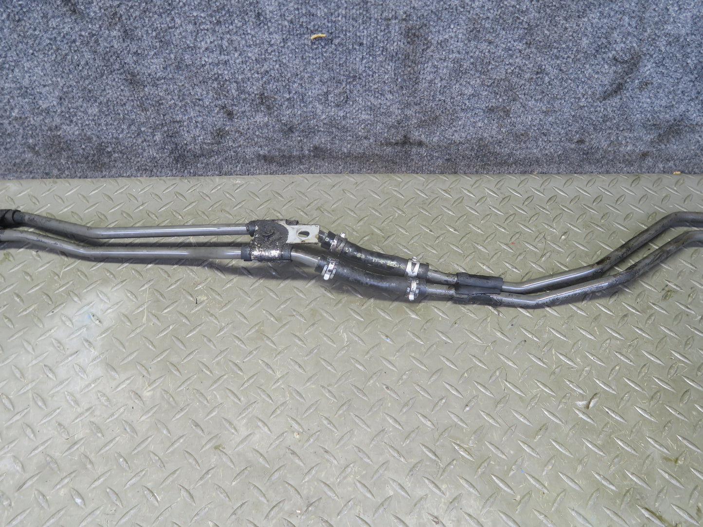 1991-1992 Toyota Land Cruiser FJ80 A/T Transmission Oil Cooler Hose Pipe Line