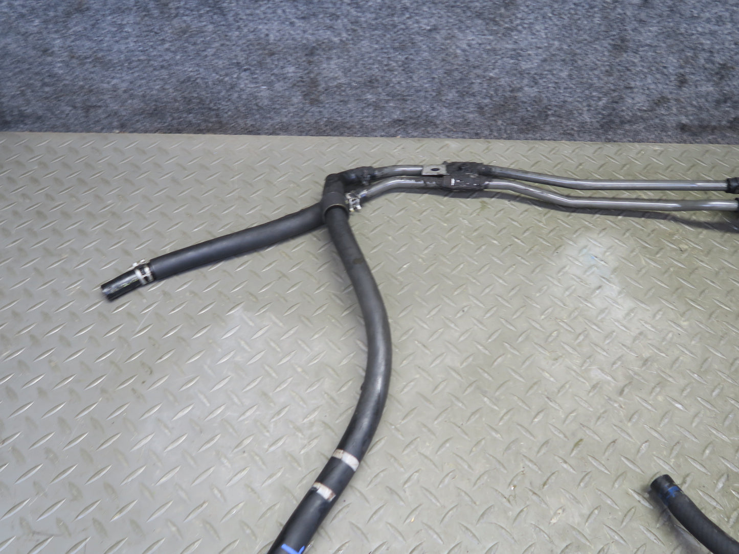 1991-1992 Toyota Land Cruiser FJ80 A/T Transmission Oil Cooler Hose Pipe Line