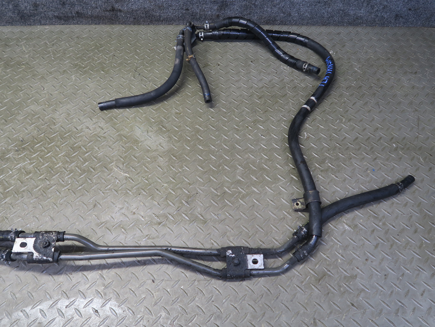 1991-1992 Toyota Land Cruiser FJ80 A/T Transmission Oil Cooler Hose Pipe Line