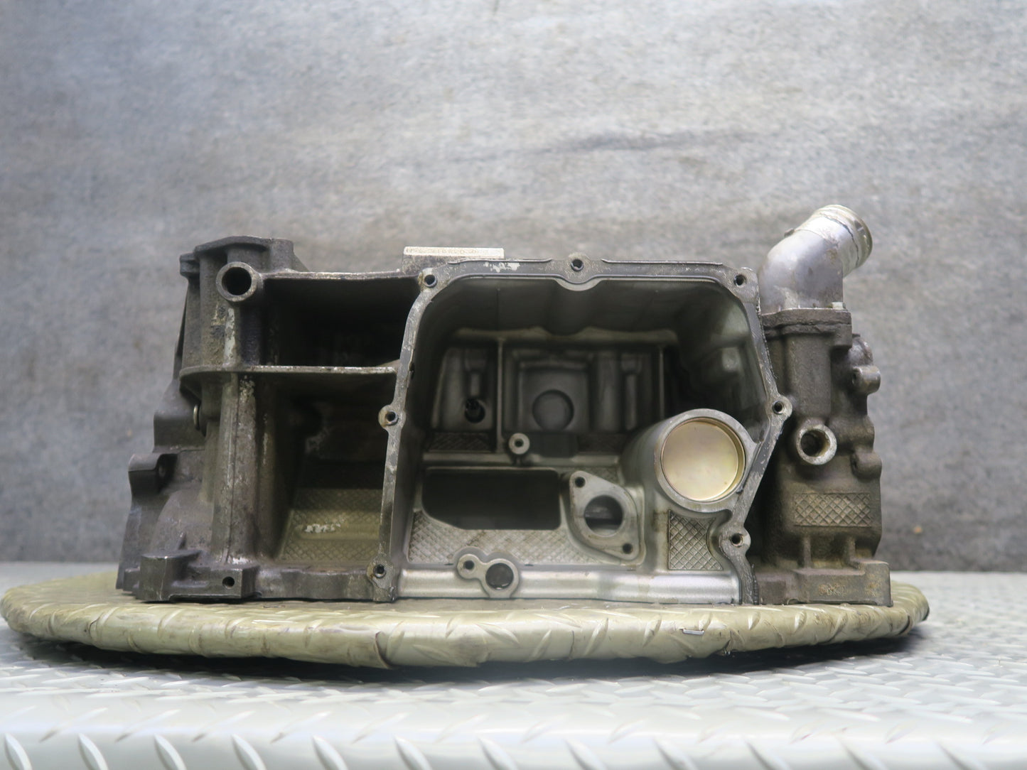 2002 Porsche Boxster S 986 3.2L M96.21 Right Engine Motor Cylinder Block