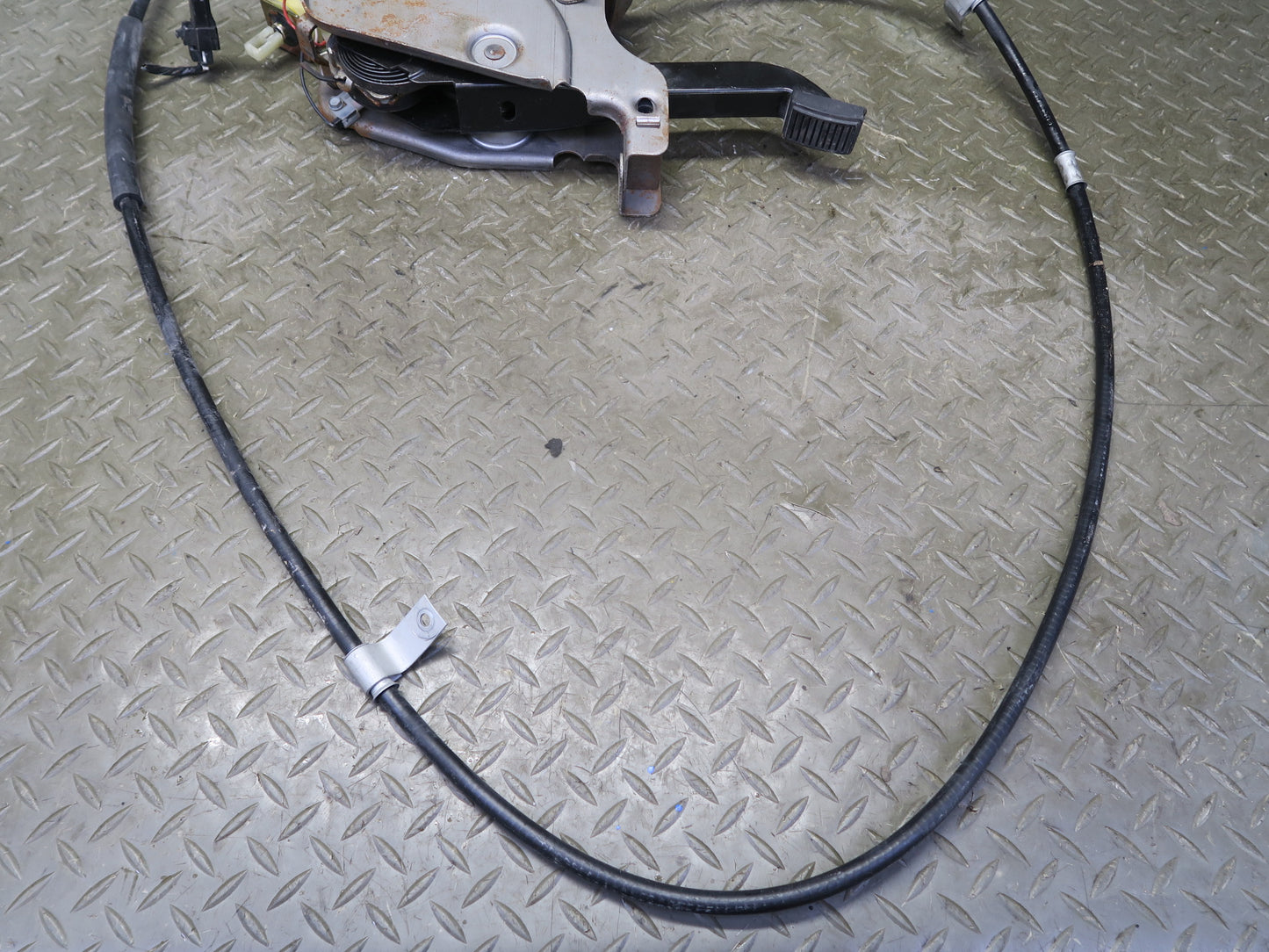 2004-2009 Cadillac XLR Parking Emergency Brake Stop Pedal W/ Cable Assembly