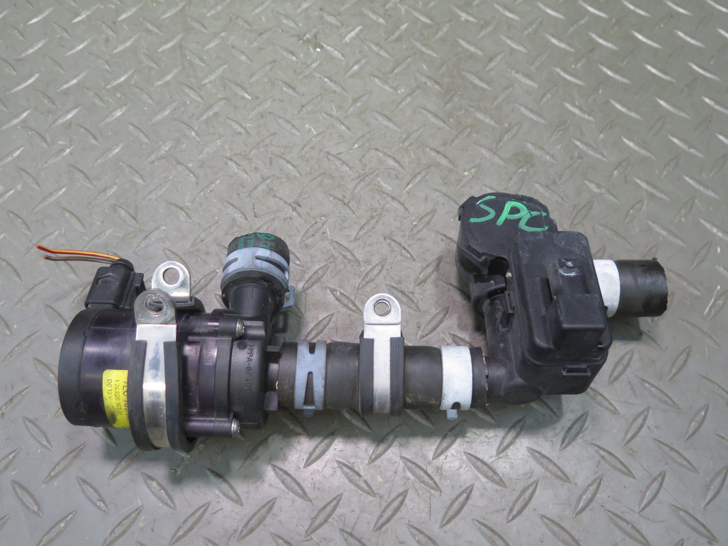 2011-2018 Porsche Cayenne 958 4.8L Hvac Heater Water Control Auxiliary Valve Set