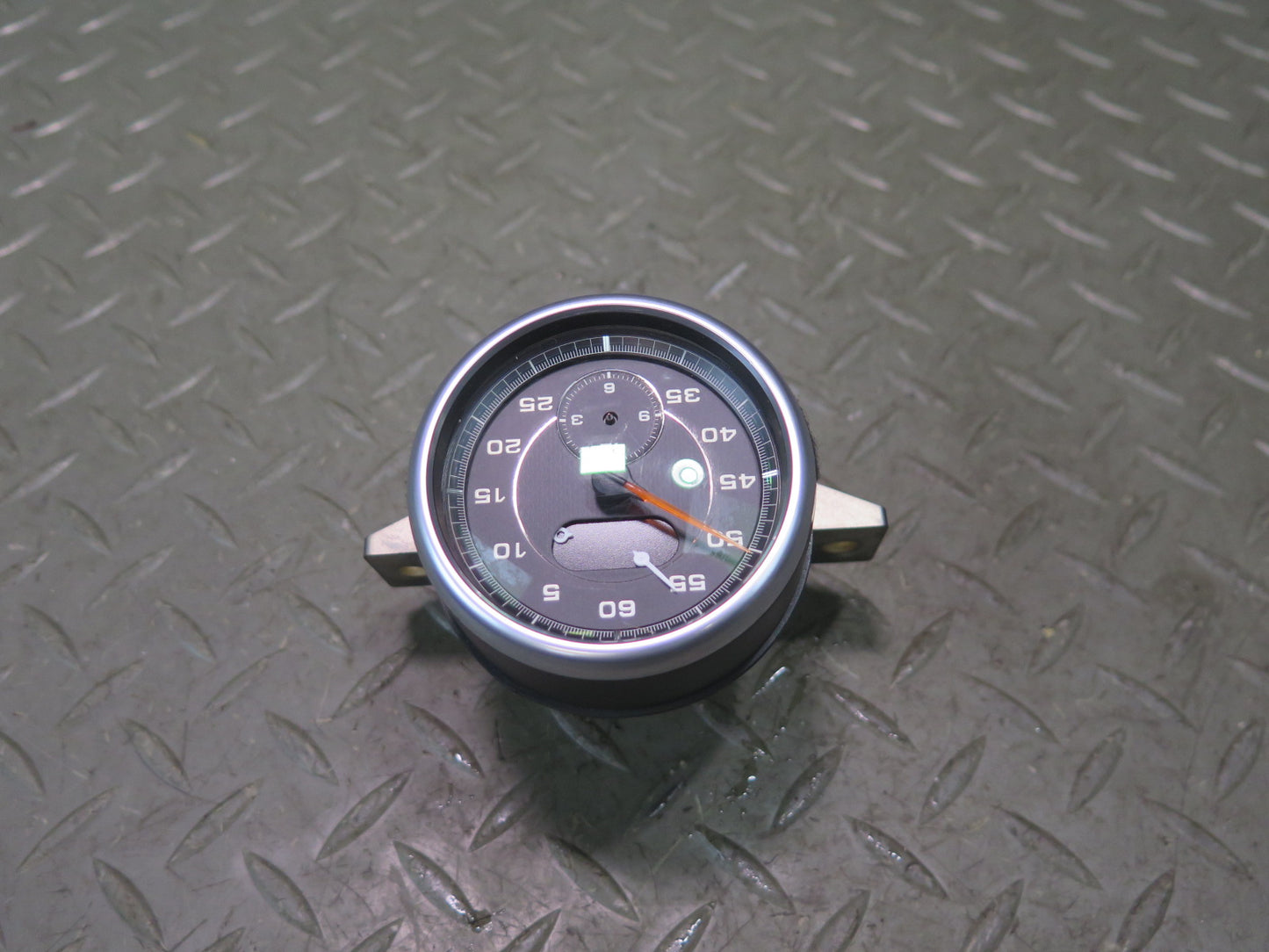 2011-2018 Porsche Cayenne 958 Dash Center Chrono Clock Unit 7P5919203E