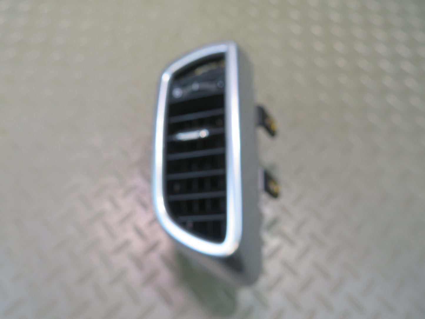 2011-2018 Porsche Cayenne 958 Dash Front Left A/C Air Vent Grille 7P5819703D
