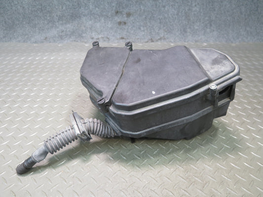 2011-2018 Porsche Cayenne 958 Fuse Relay Box Module