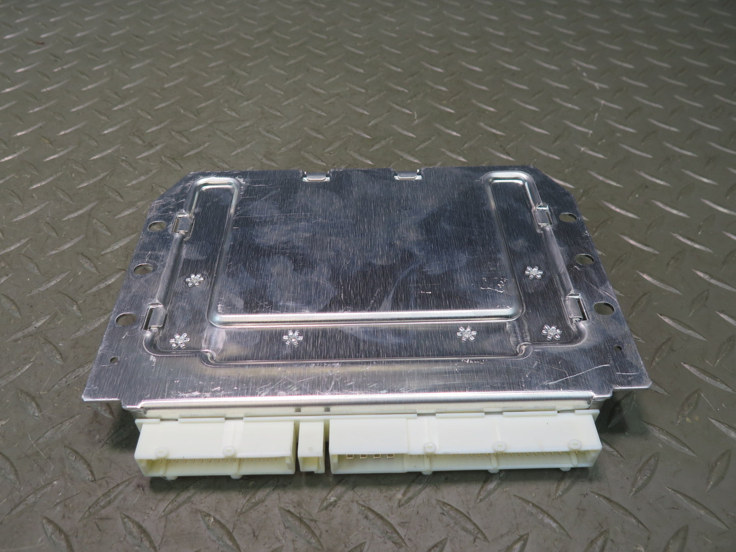 2015-2018 Porsche Cayenne 958.2 Air Suspension Control Module Unit 7P0907553AF