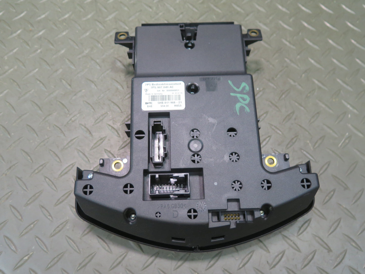 2016-2018 Porsche Cayenne 958 A/C Heater Climate Control Switch Panel