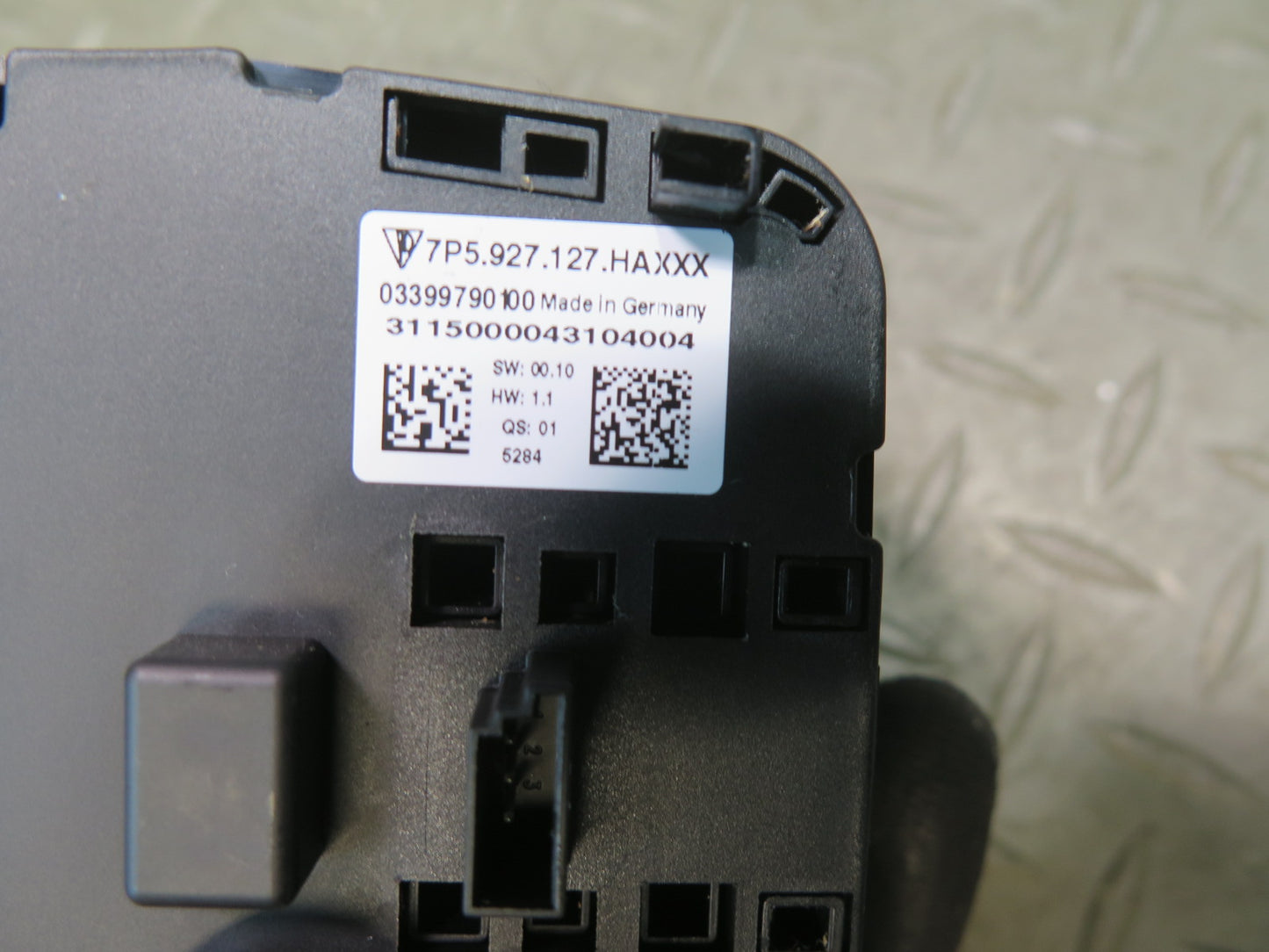 2015-2018 Porsche Cayenne 958.2 Suspension Mode Control Switch 7P5927127HA
