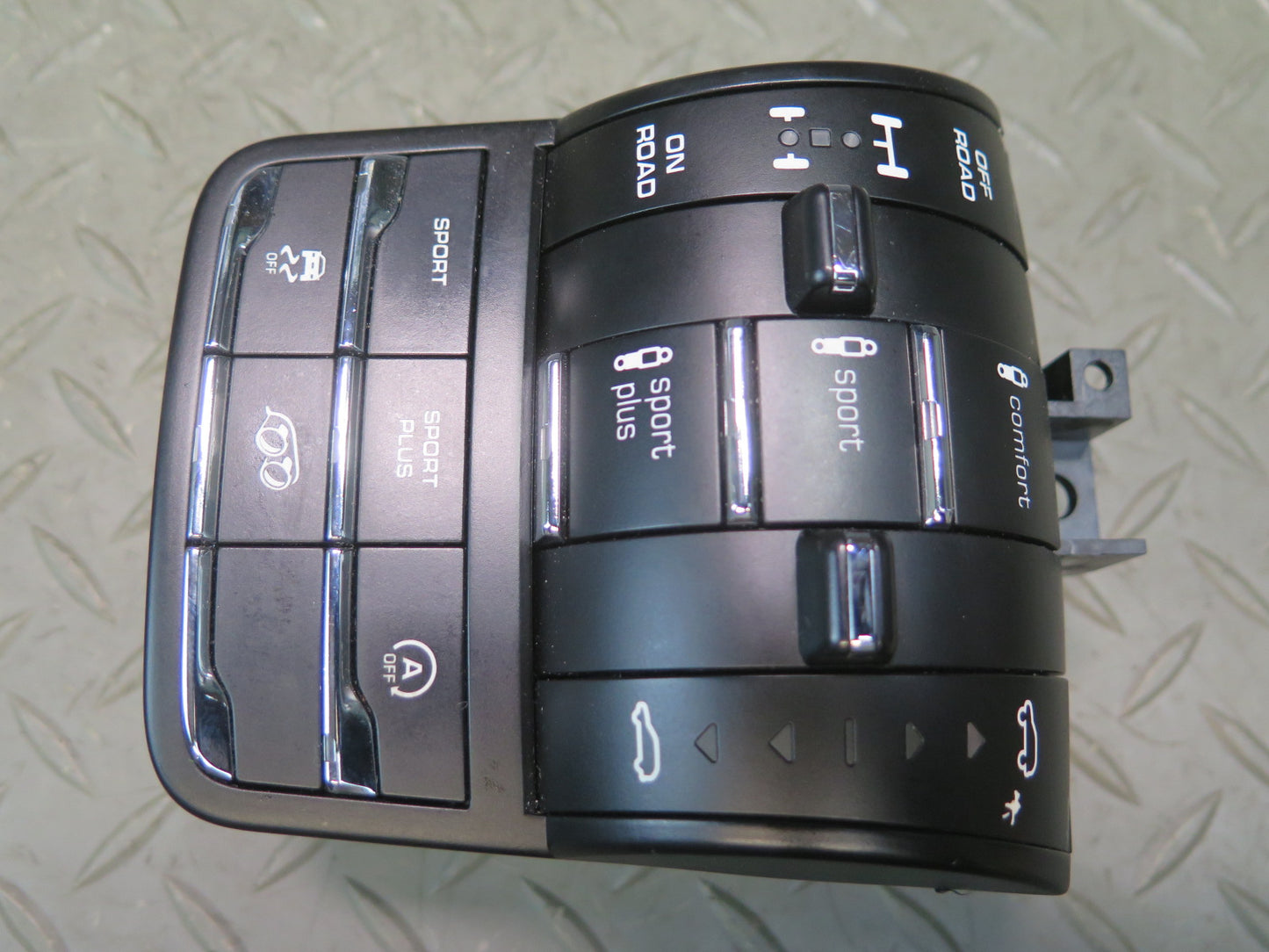 2015-2018 Porsche Cayenne 958.2 Suspension Mode Control Switch 7P5927127HA