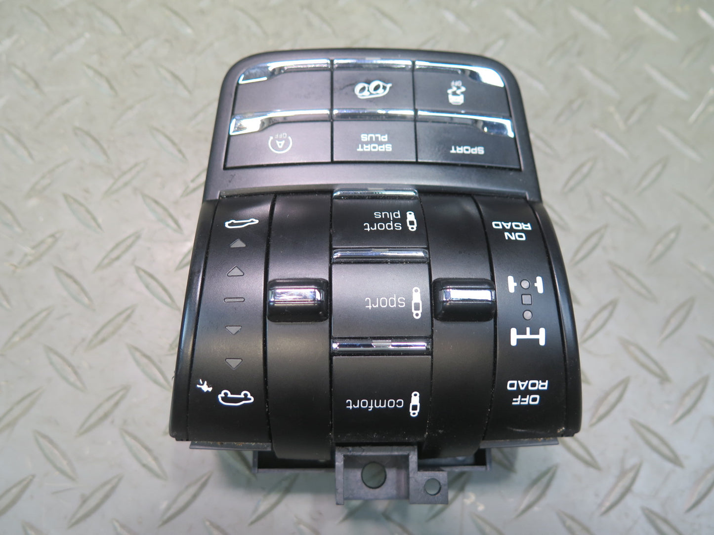 2015-2018 Porsche Cayenne 958.2 Suspension Mode Control Switch 7P5927127HA
