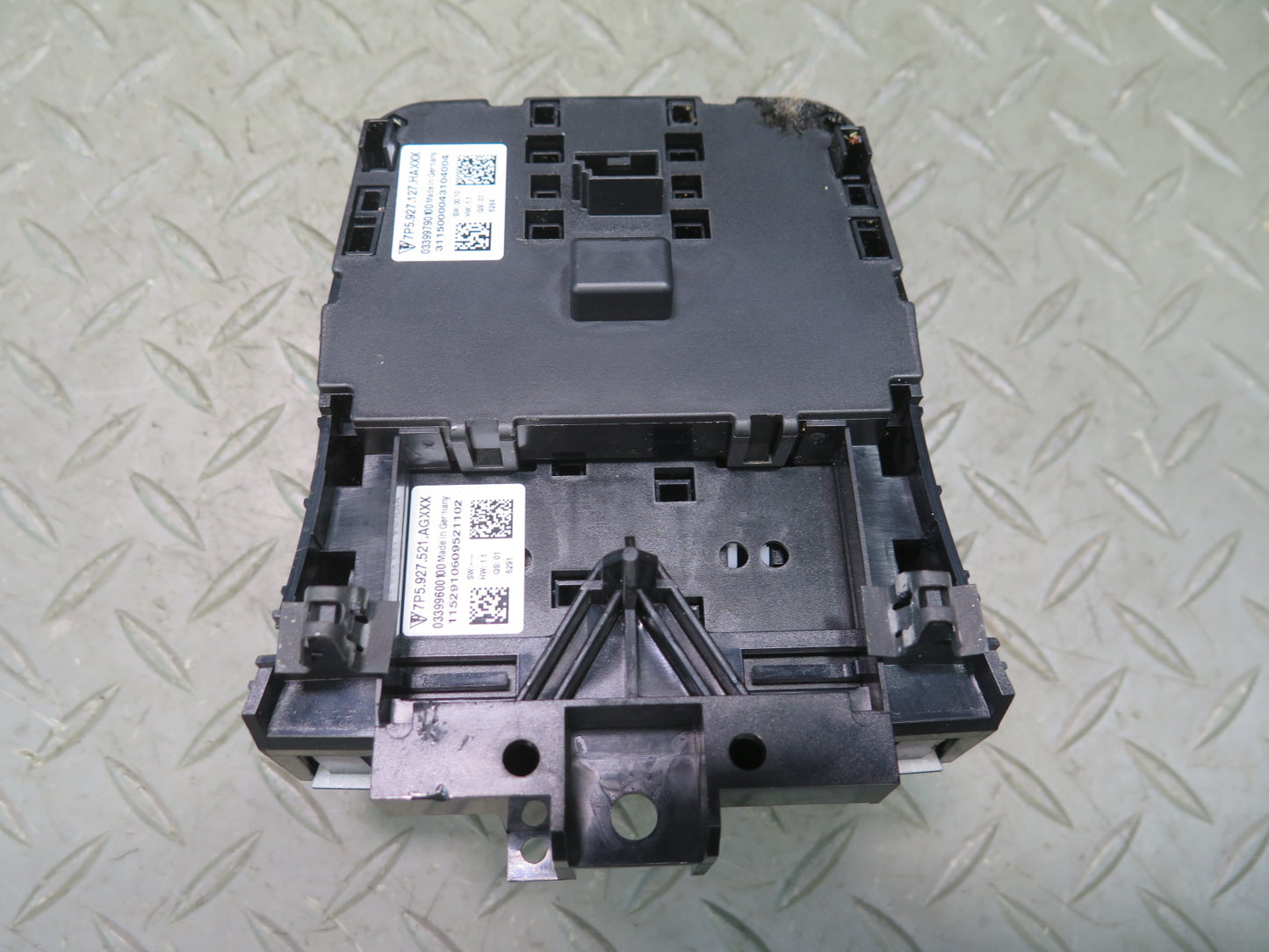 2015-2018 Porsche Cayenne 958.2 Suspension Mode Control Switch 7P5927127HA