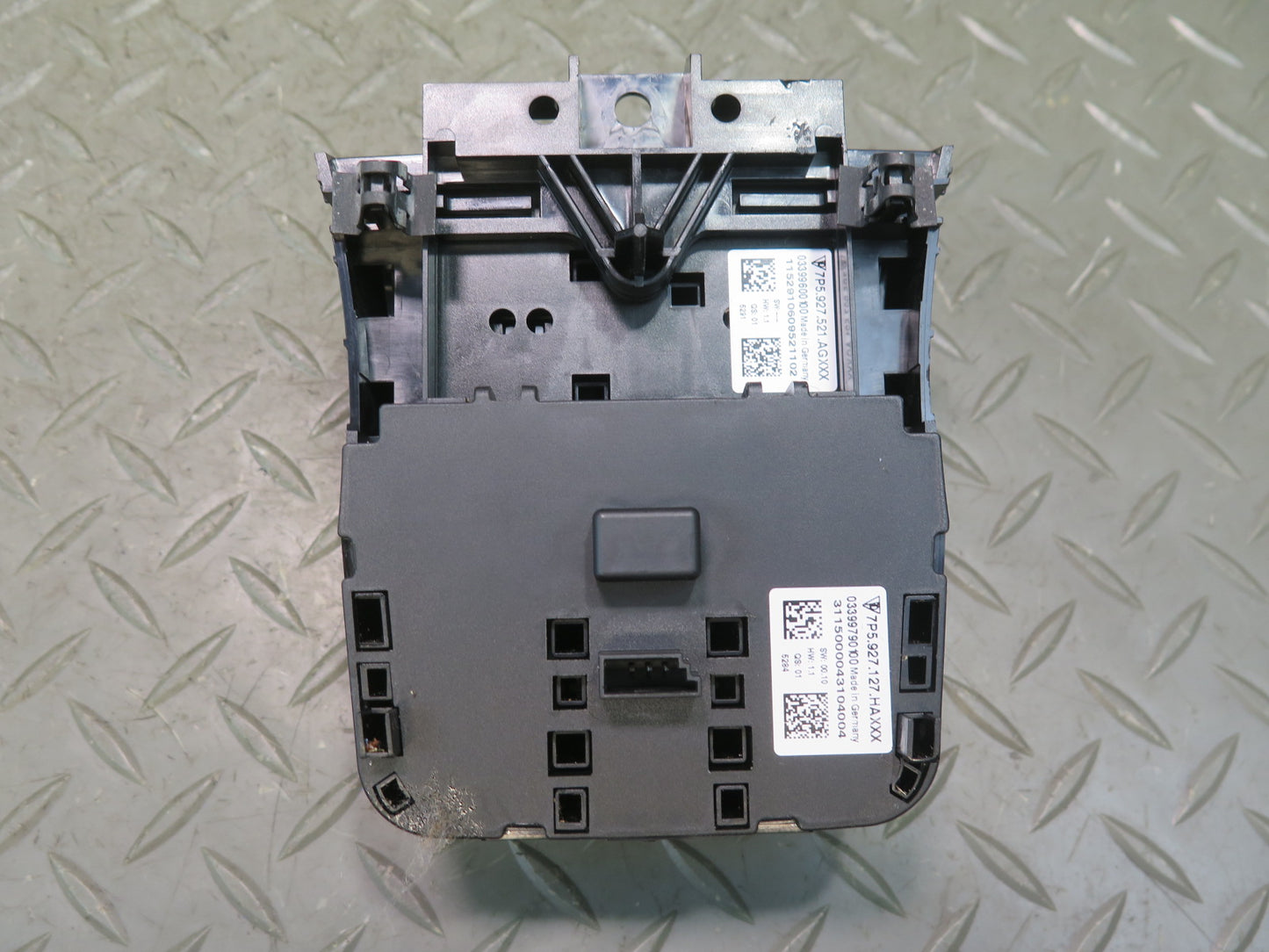2015-2018 Porsche Cayenne 958.2 Suspension Mode Control Switch 7P5927127HA