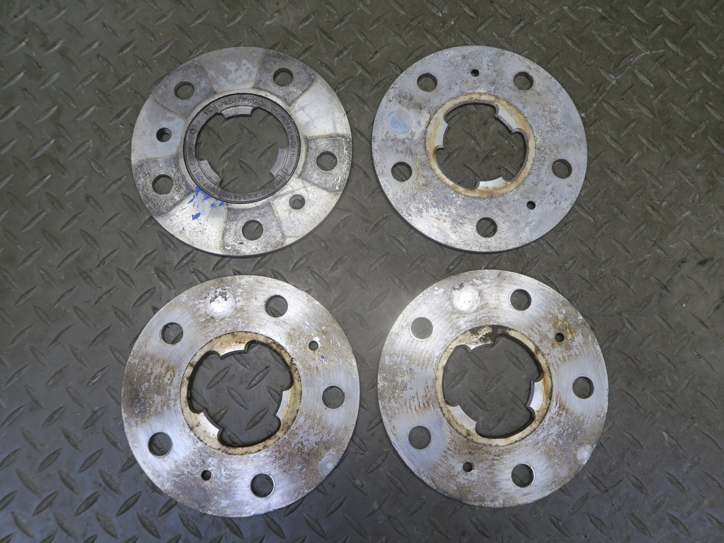 11-18 Porsche Cayenne Turbo 958 20" Ceramic Brake Disc Rotor Yellow Caliper Set