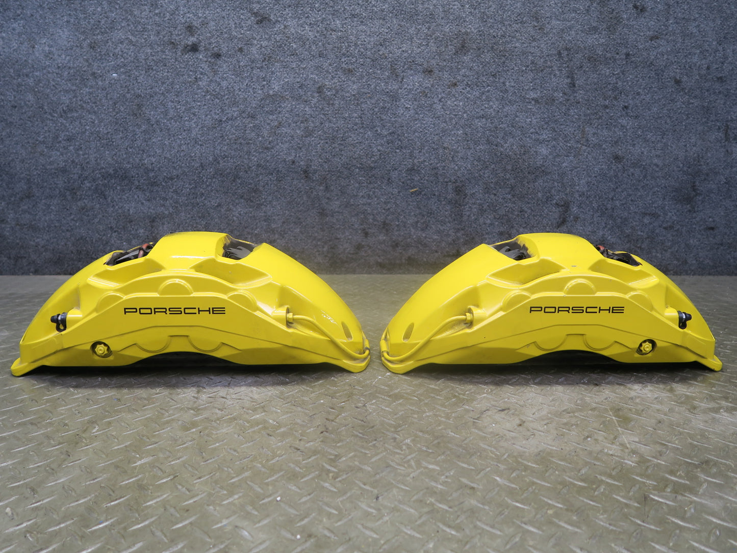 11-18 Porsche Cayenne Turbo 958 20" Ceramic Brake Disc Rotor Yellow Caliper Set