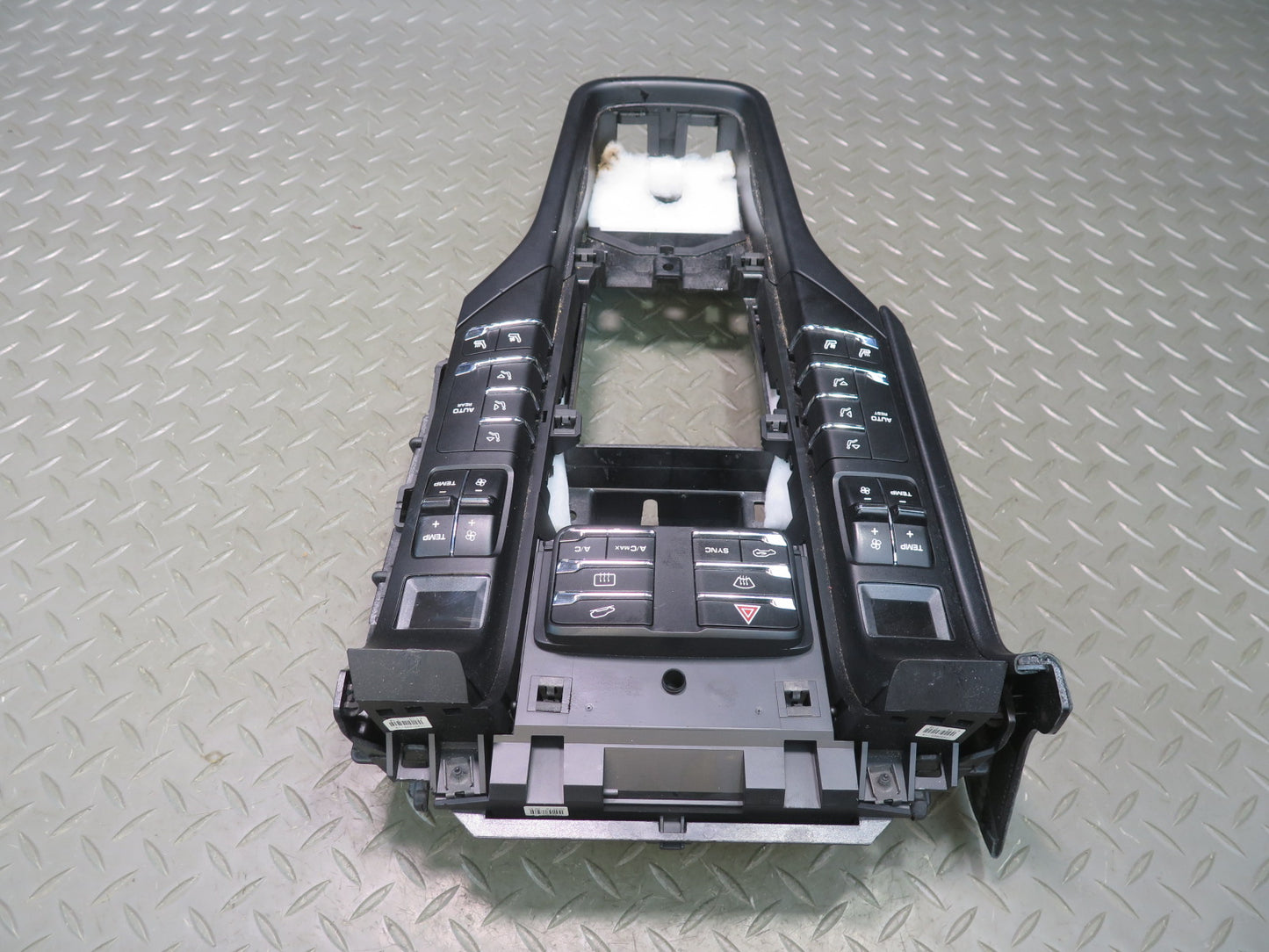 15-18 Porsche Cayenne 958.2 Center Console A/C Heater Climate Control Switch