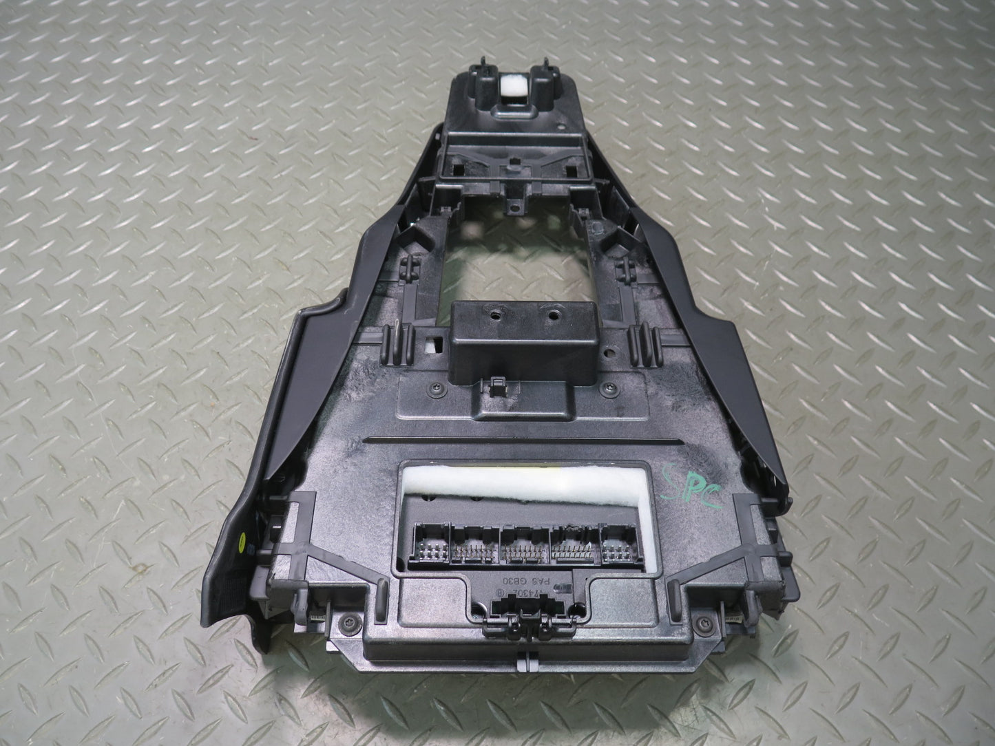 15-18 Porsche Cayenne 958.2 Center Console A/C Heater Climate Control Switch