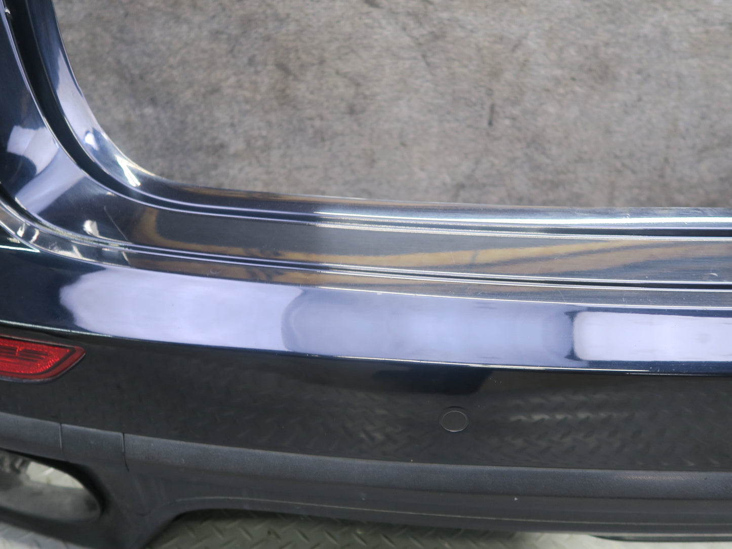 2015-2018 Porsche Cayenne 958 Rear Bumper Cover w PDC Sensors 7P5807421B