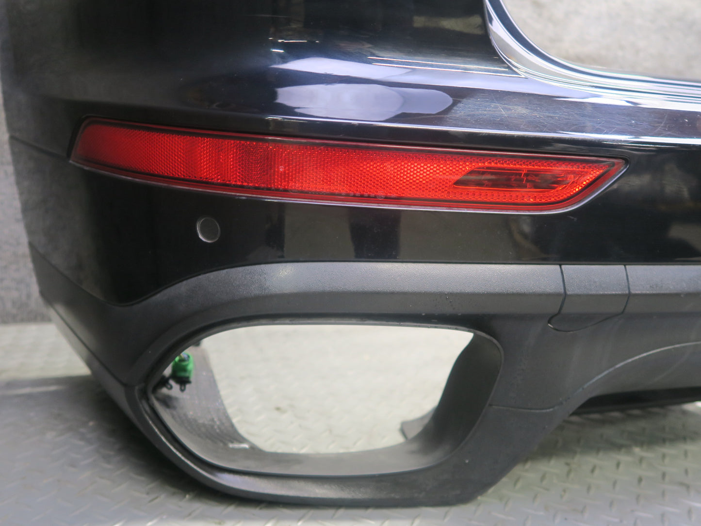 2015-2018 Porsche Cayenne 958 Rear Bumper Cover w PDC Sensors 7P5807421B