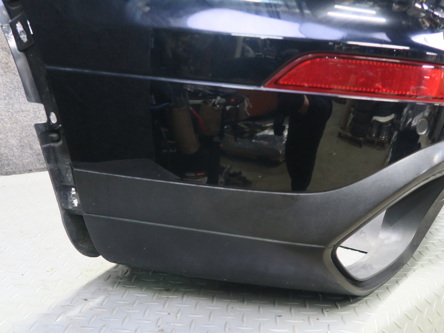 2015-2018 Porsche Cayenne 958 Rear Bumper Cover w PDC Sensors 7P5807421B
