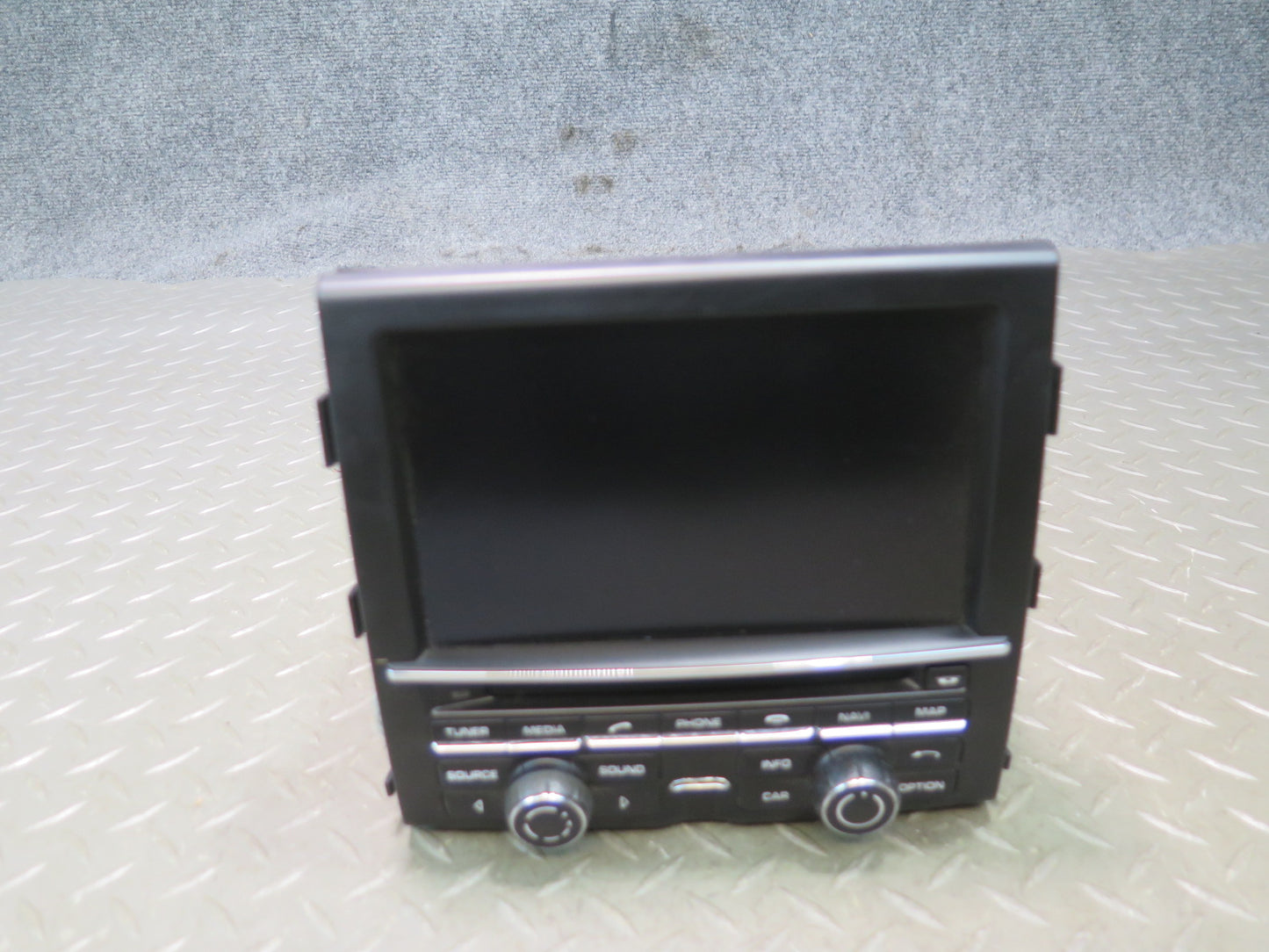 2015-2016 Porsche Cayenne 958.2 Navi Radio CD Player Receiver Command Head Unit