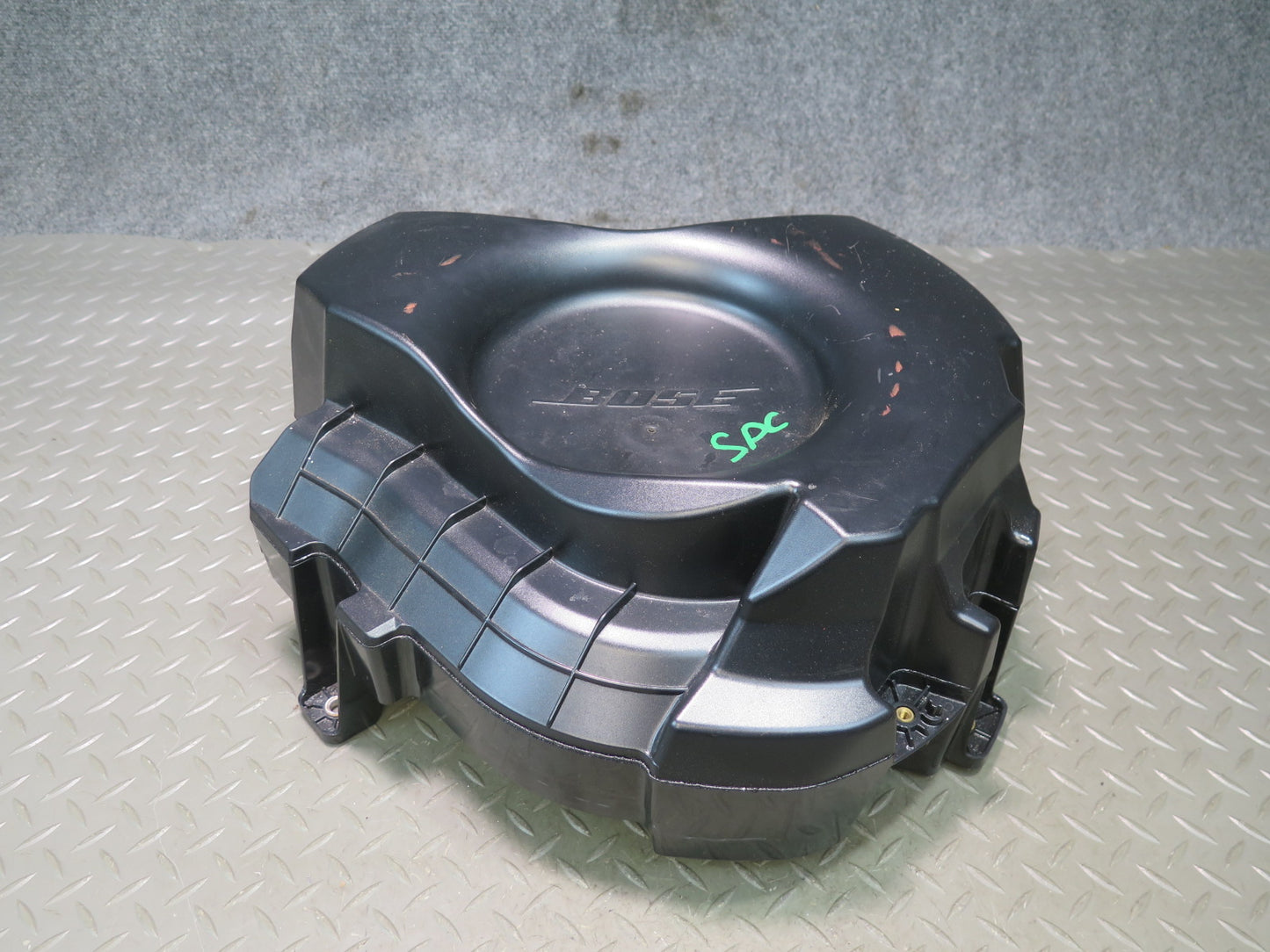 2011-2018 Porsche Cayenne 958 Rear Bose Subwoofer Speaker Box w Amplifier