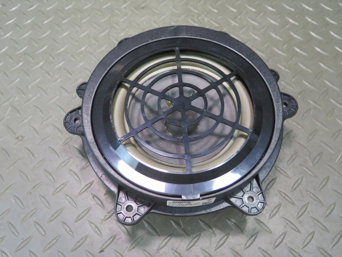 2011-2018 Porsche Cayenne 958 Rear Left & Right Door Speaker Set of 2