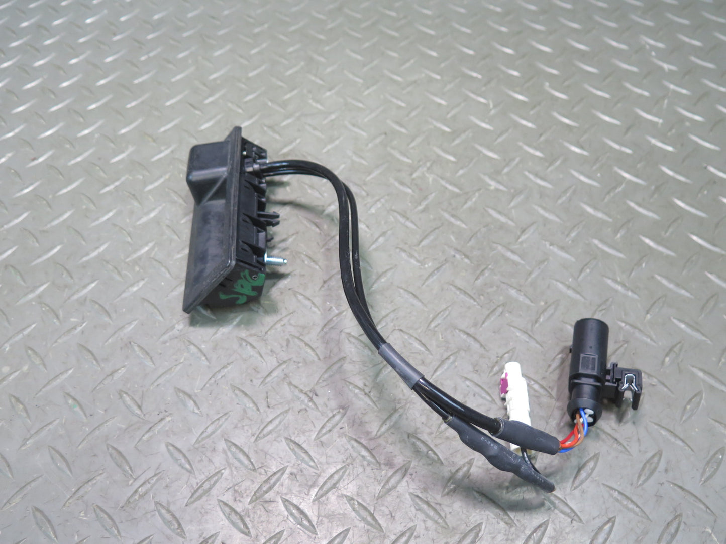 2015-2018 Porsche Cayenne 958.2 Rear Trunk Hatch Release Handle Switch W/camera