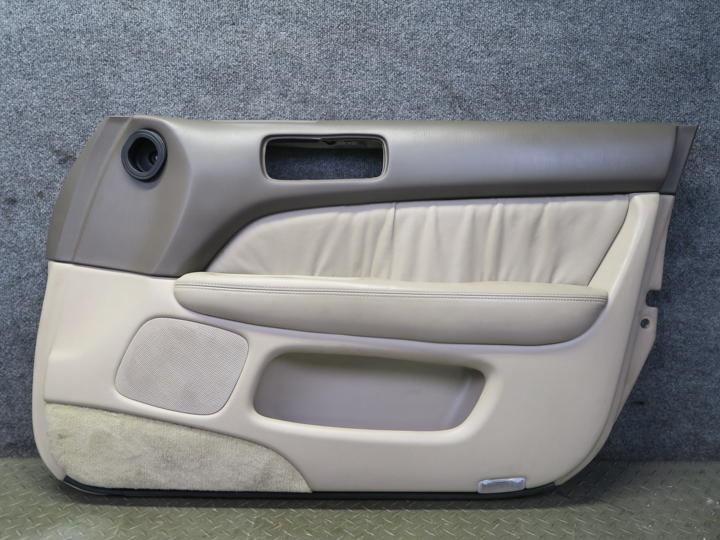 98-00 Lexus UCF20L LS400 Set of 2 Front Door Interior Trim Cover Panel Ivory OEM