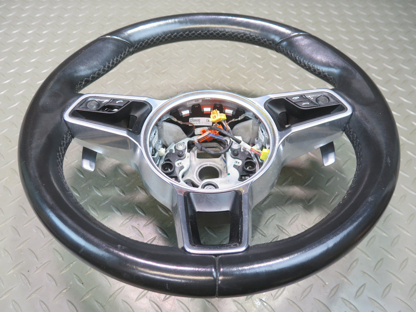2015-2018 Porsche Cayenne 958.2 Leather Heated Steering w Paddles & Controls