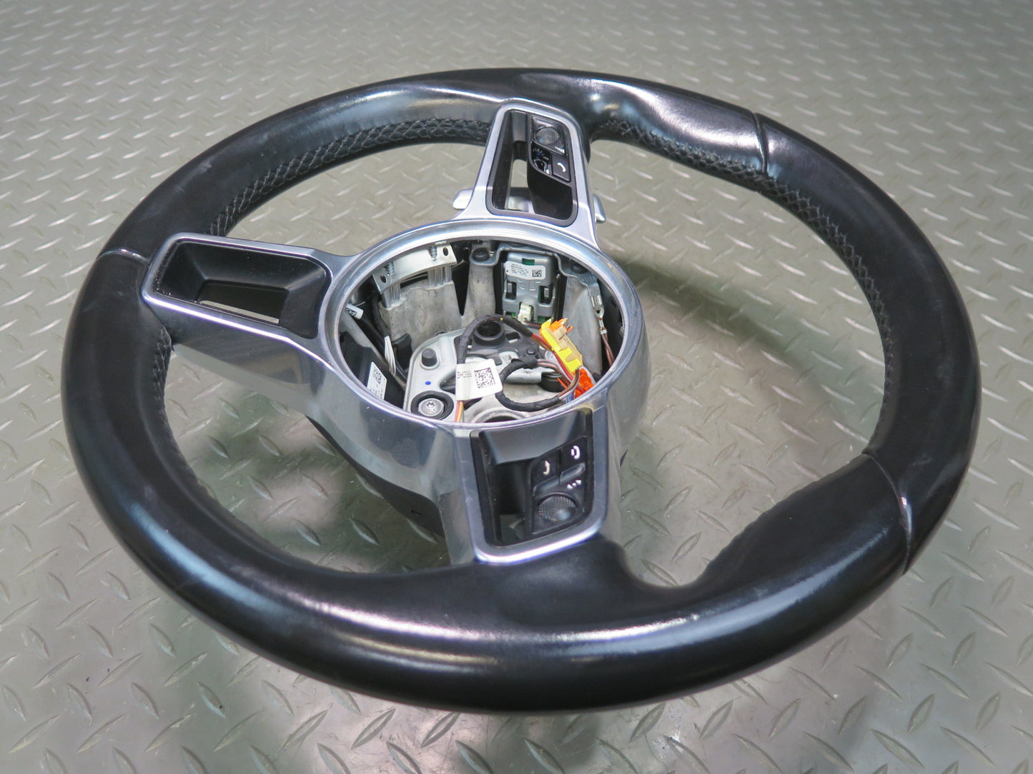2015-2018 Porsche Cayenne 958.2 Leather Heated Steering w Paddles & Controls
