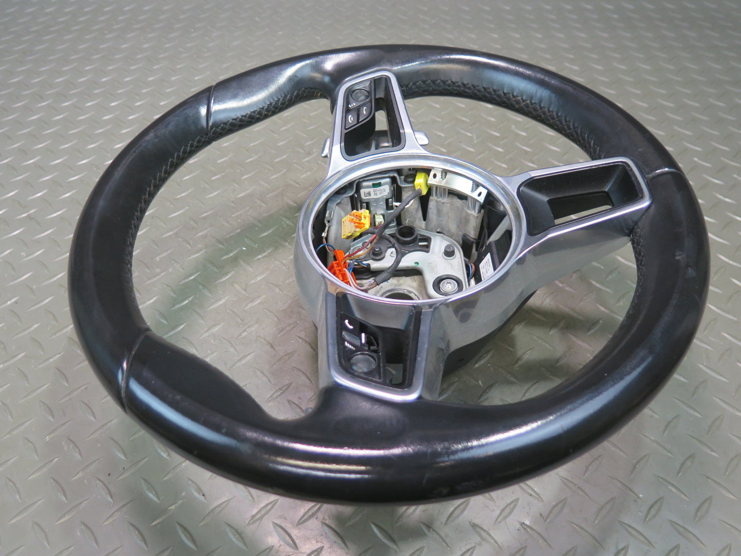 2015-2018 Porsche Cayenne 958.2 Leather Heated Steering w Paddles & Controls