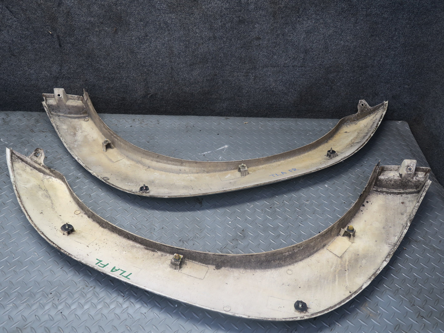1991-1992 Toyota Land Cruiser FJ80 Front & Rear Wheel Flare Arch Fender Set