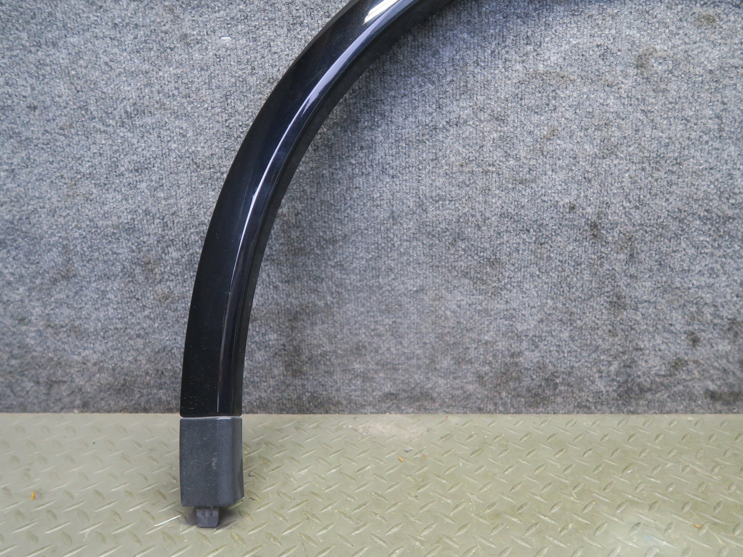 2015-2018 Porsche Cayenne 958.2 Rear Wheel Arch Flare Molding Set of 2