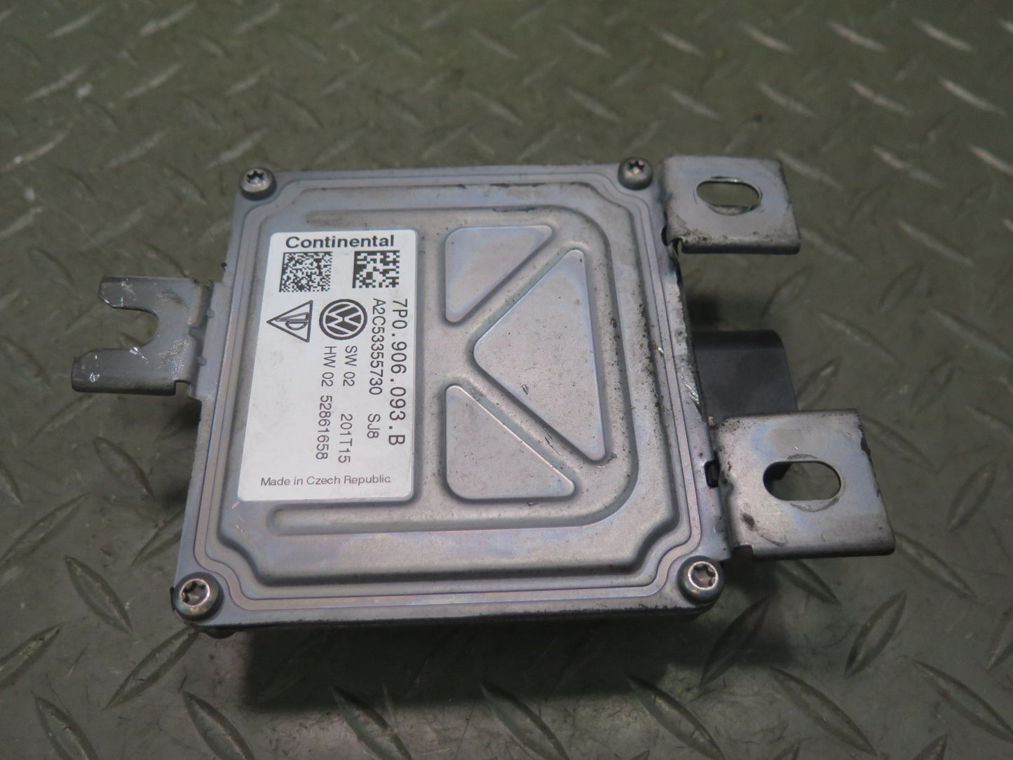 2011-2018 Porsche Cayenne Turbo 958.2 4.8L Fuel Pump Control Module 7P0906093B