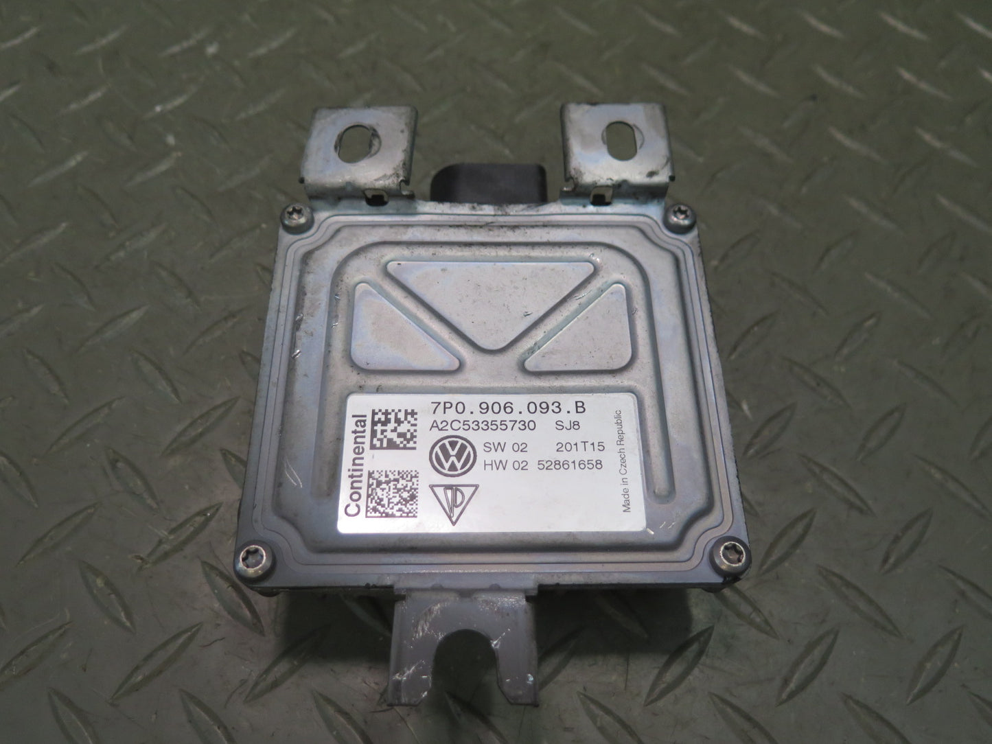 2011-2018 Porsche Cayenne Turbo 958.2 4.8L Fuel Pump Control Module 7P0906093B
