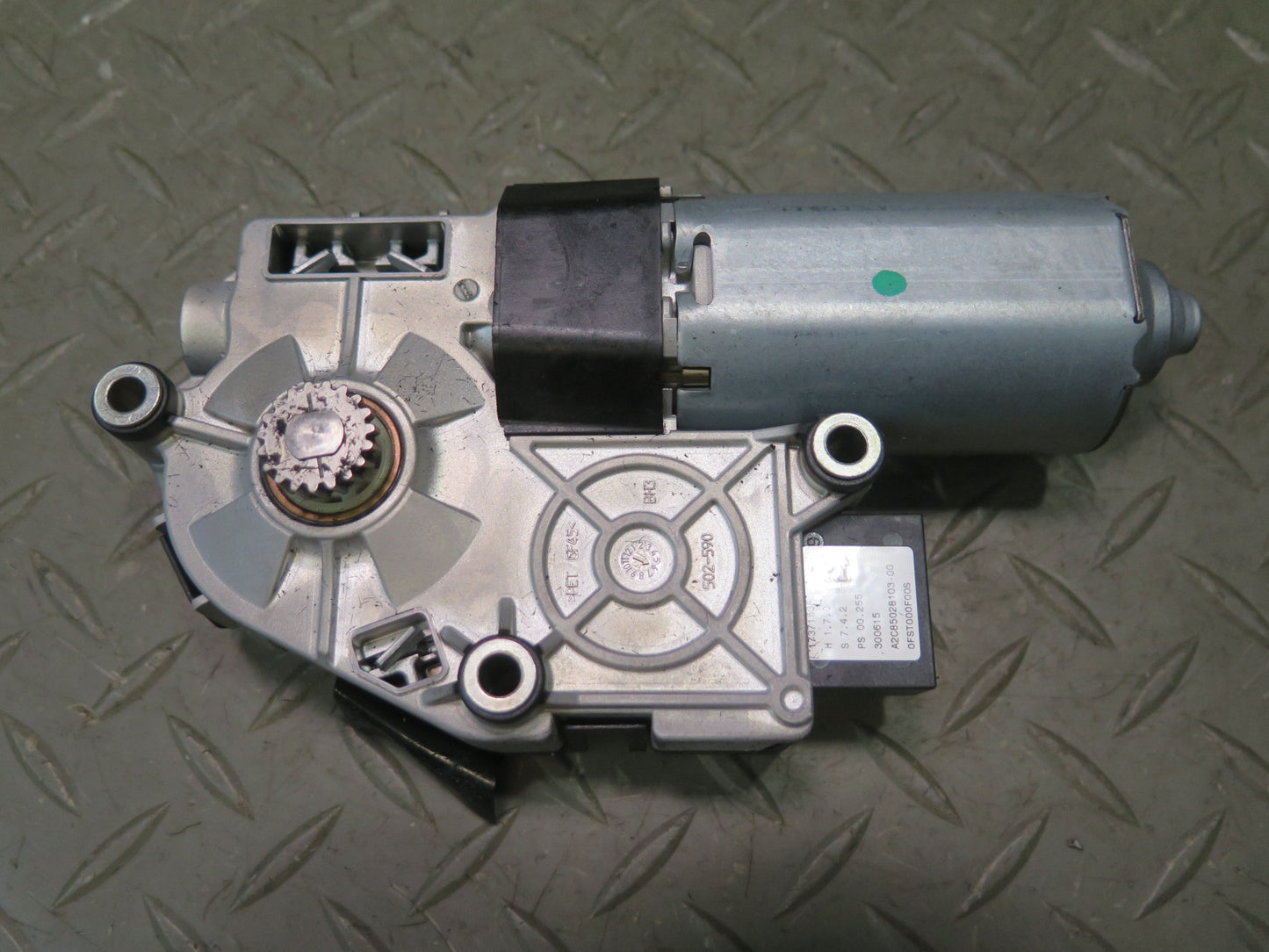 2011-2018 Porsche Cayenne 958 Front Sunroof Motor Drive Unit 7P0959591D