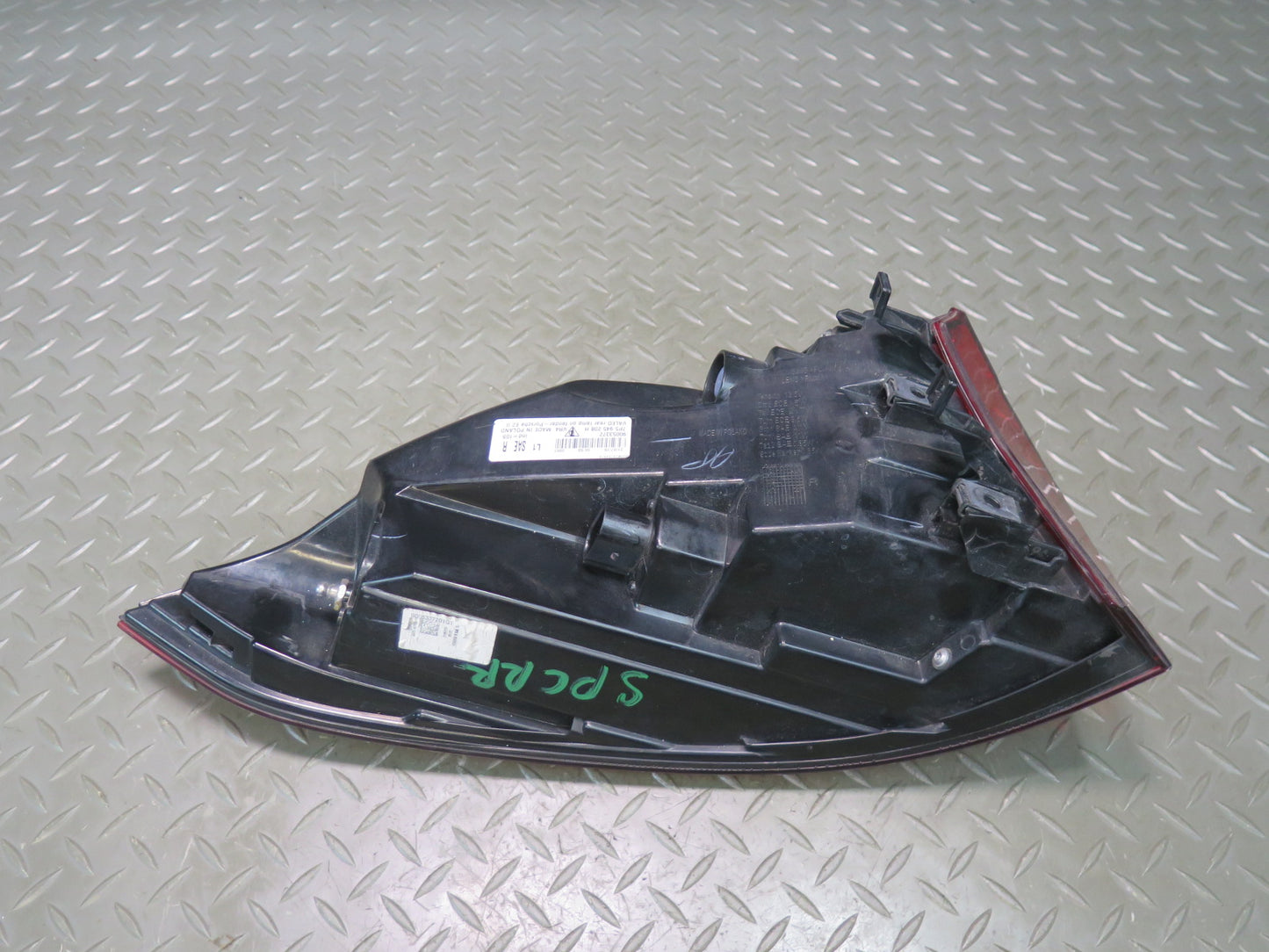 2015-2018 Porsche Cayenne 958.2 Rear Right Outer Tail Light Lamp 7P5945208H
