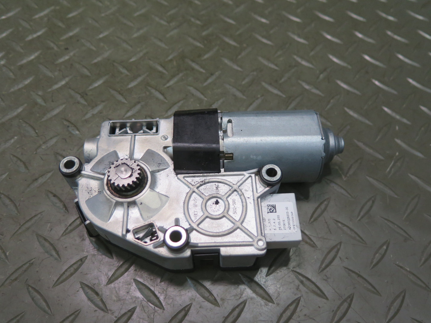 2011-2018 Porsche Cayenne 958 Rear Sunroof Motor Drive Unit 7P0959591E
