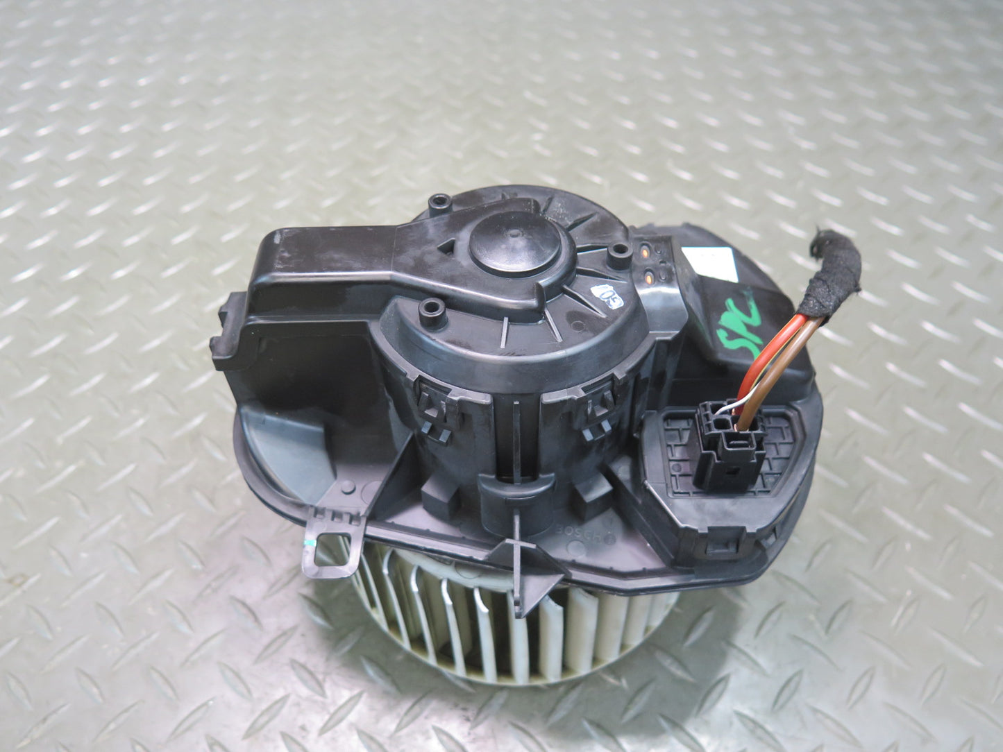 2011-2018 Porsche Cayenne 958 A/C Heater Blower Motor  Fan w Resistor 7P0820021H
