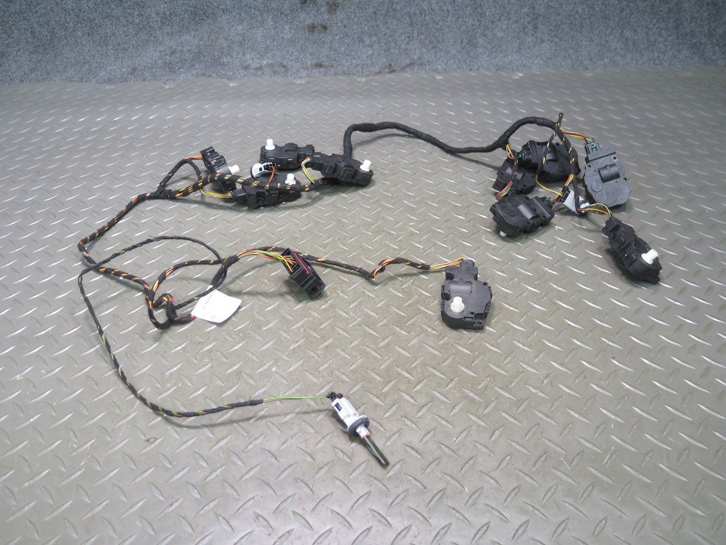 2011-2018 Porsche Cayenne 958 A/C Heater Flap Door Actuator Motor Wiring Set