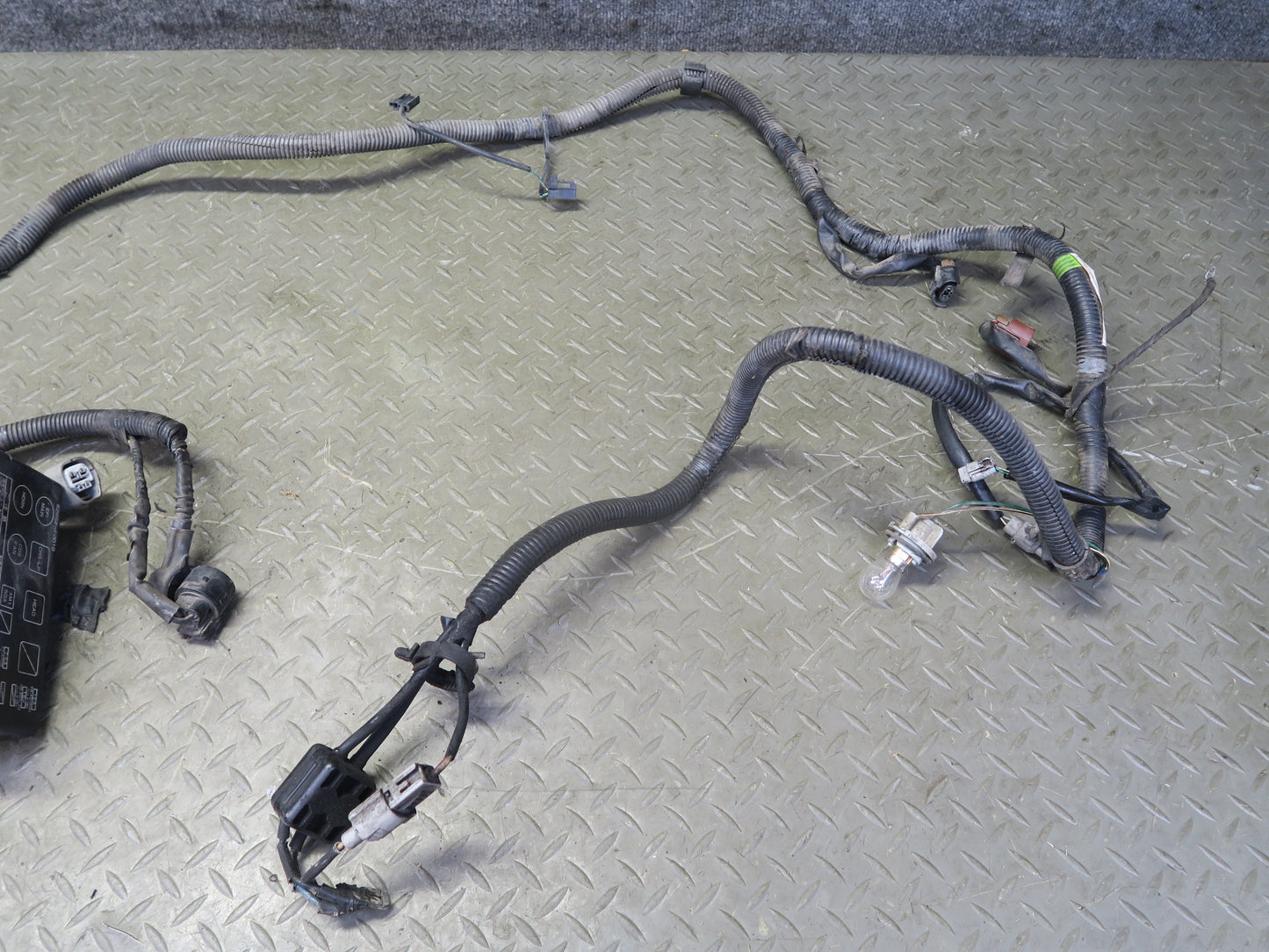 1992 Toyota Land Cruiser FJ80 4.0L A/T Underhood Engine Bay Wire Wiring Harness