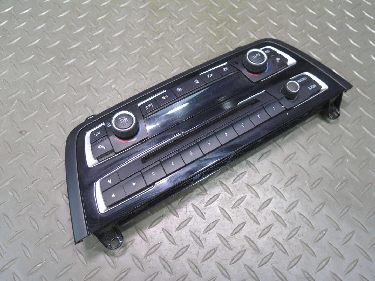 14-16 BMW F32 435i Radio CD A/C Heater Climate Control Switch Panel OEM