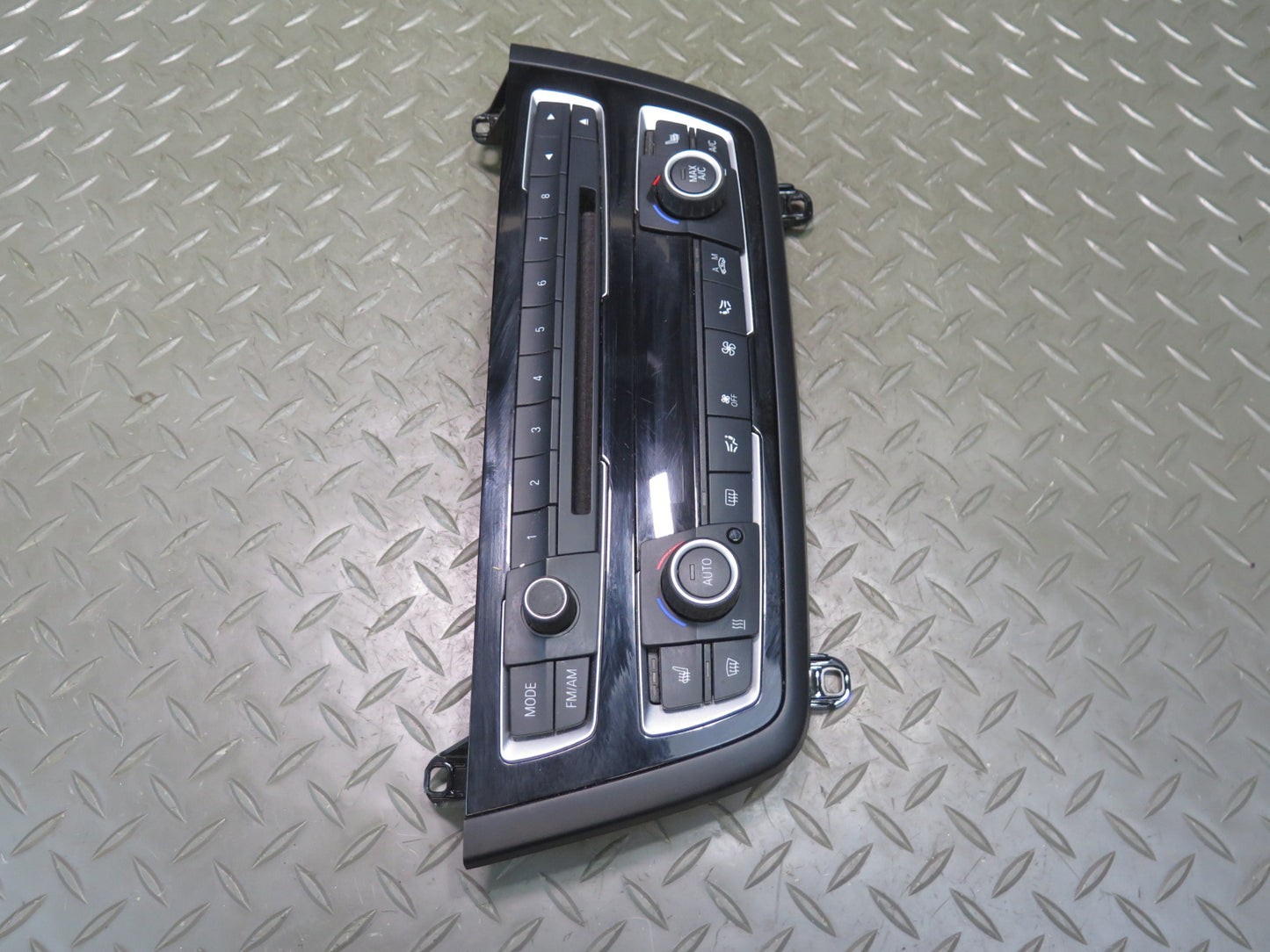 14-16 BMW F32 435i Radio CD A/C Heater Climate Control Switch Panel OEM