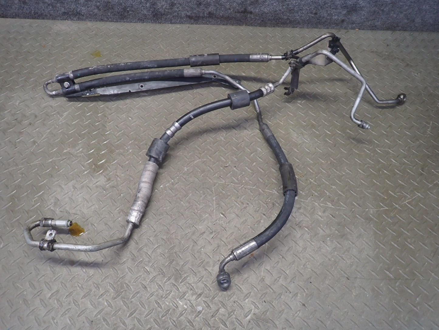 2011-2018 Porsche Cayenne 958 4.8L Power Steering Hose Pipe Line Set