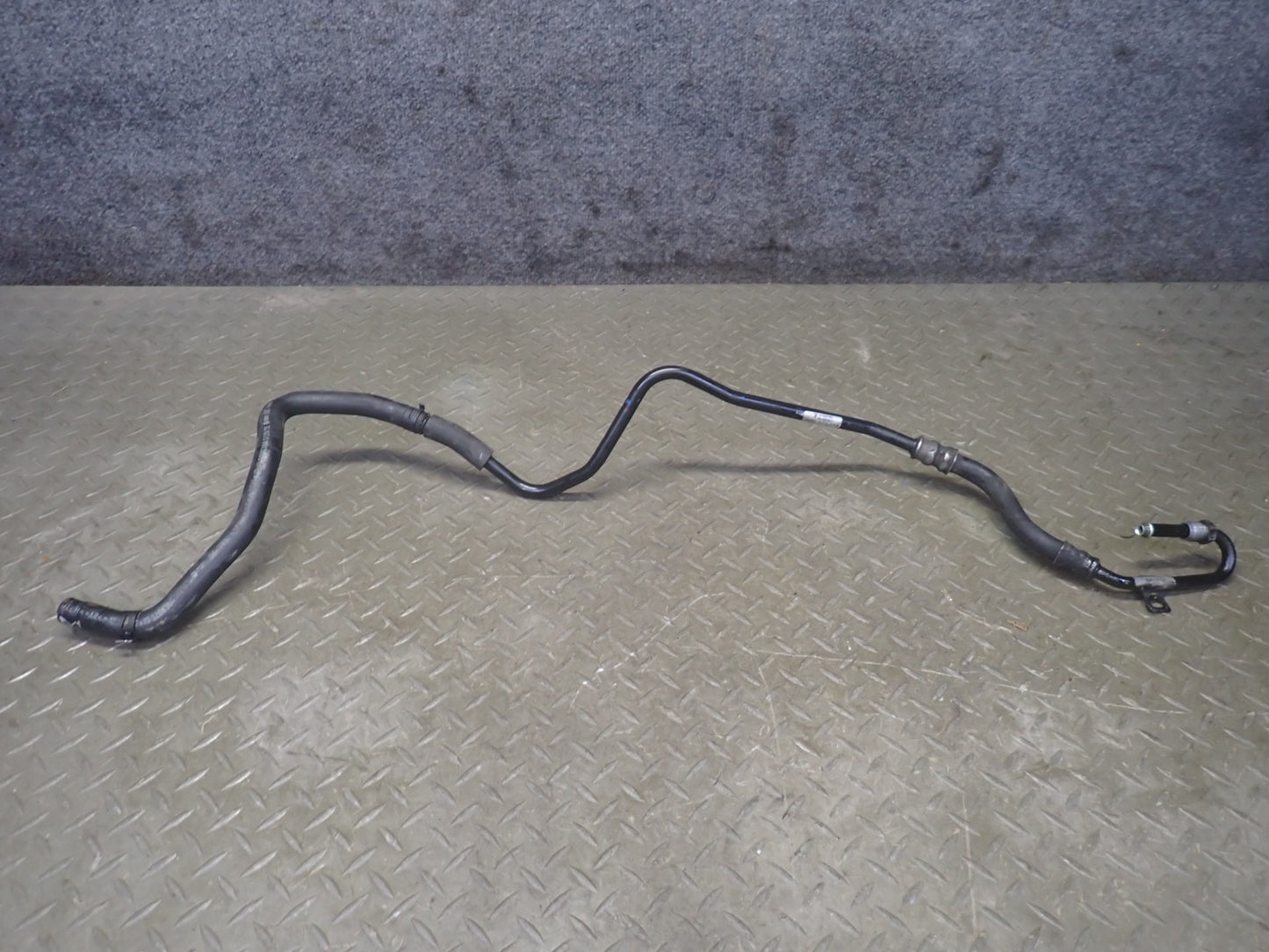 2011-2018 Porsche Cayenne 958 4.8L Power Steering Hose Pipe Line Set