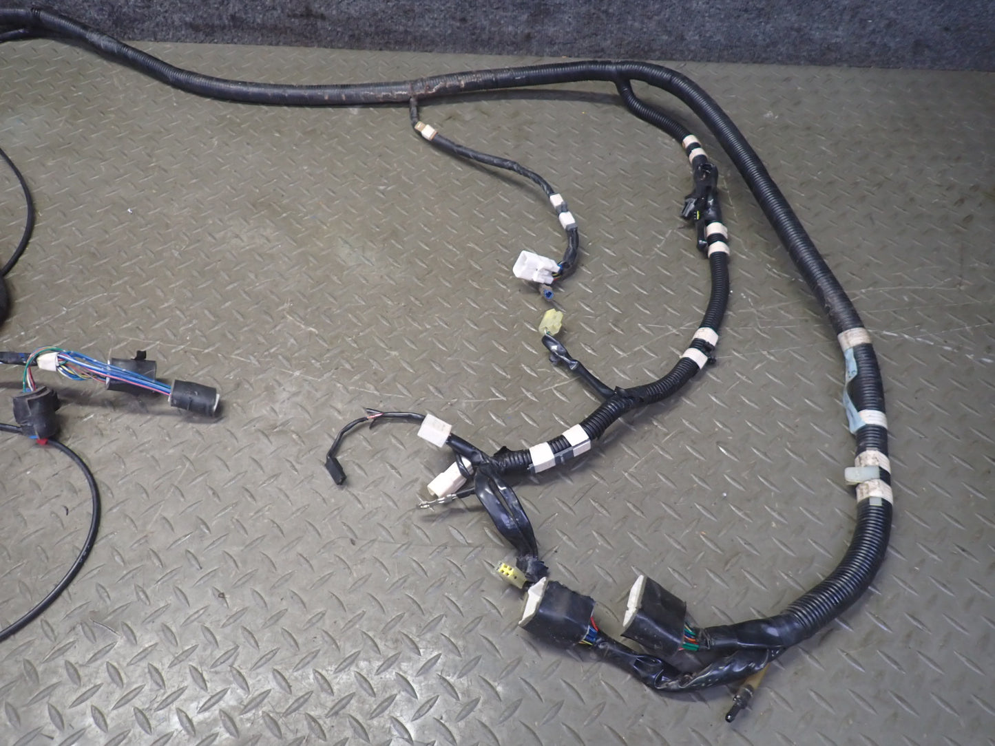 1992 Toyota Land Cruiser FJ80 Left Interior Floor Wiring Harness w Cable Set