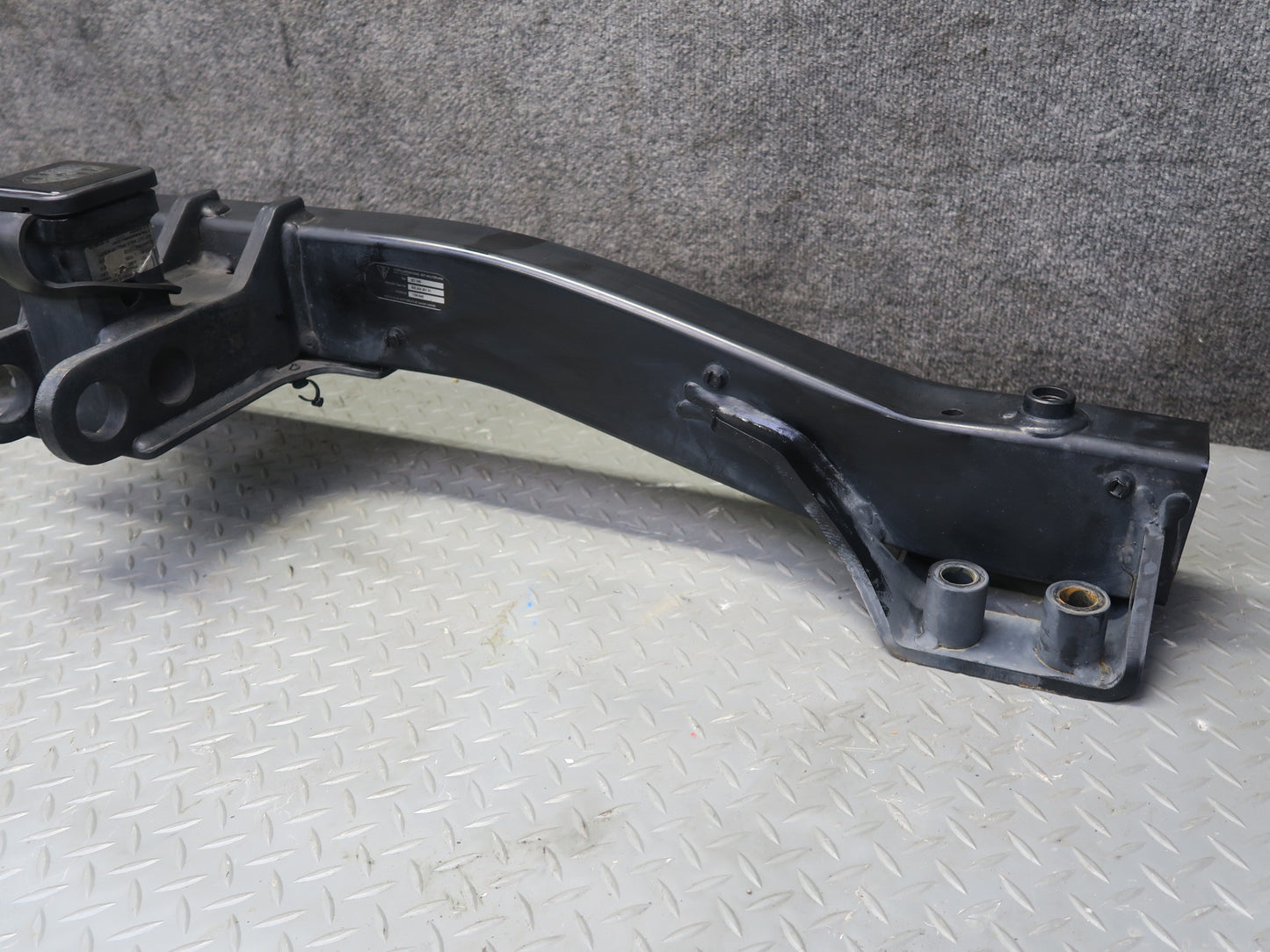 2014-2017 Porsche Cayenne 958 Rear TOW Bar Towing Trailer Hitch 95804480131