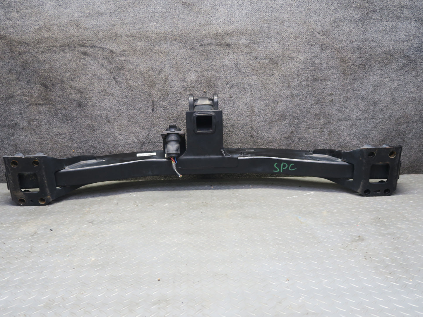 2014-2017 Porsche Cayenne 958 Rear TOW Bar Towing Trailer Hitch 95804480131
